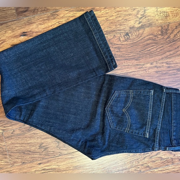 Brand NWT Levi 527 slim bootcut jeans - Picture 2 of 4